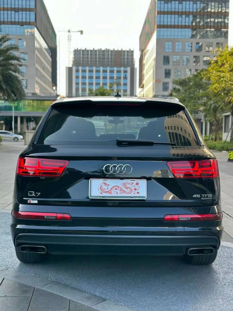 佛山19年奥迪Q79