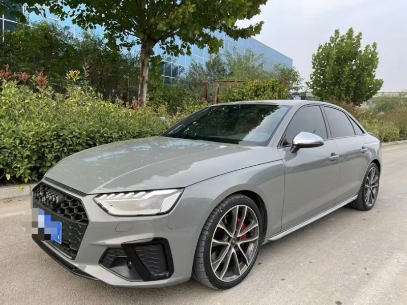 济宁22年奥迪S42