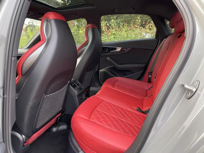 济宁22年奥迪S46