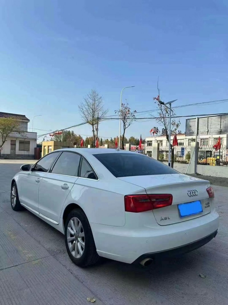 济宁16年奥迪A6L9