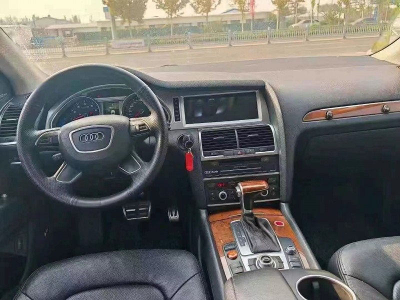 徐州14年奥迪Q76