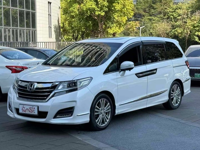 佛山18年本田艾力绅2