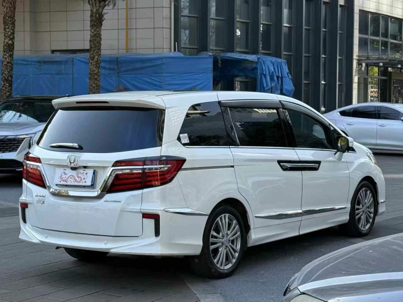 佛山18年本田艾力绅7