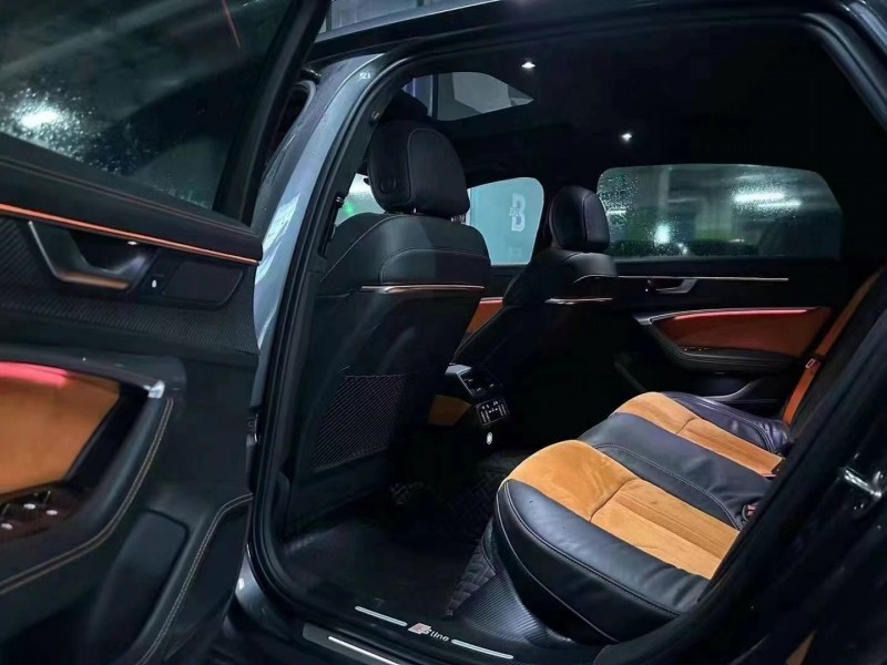 济宁21年奥迪A6L5