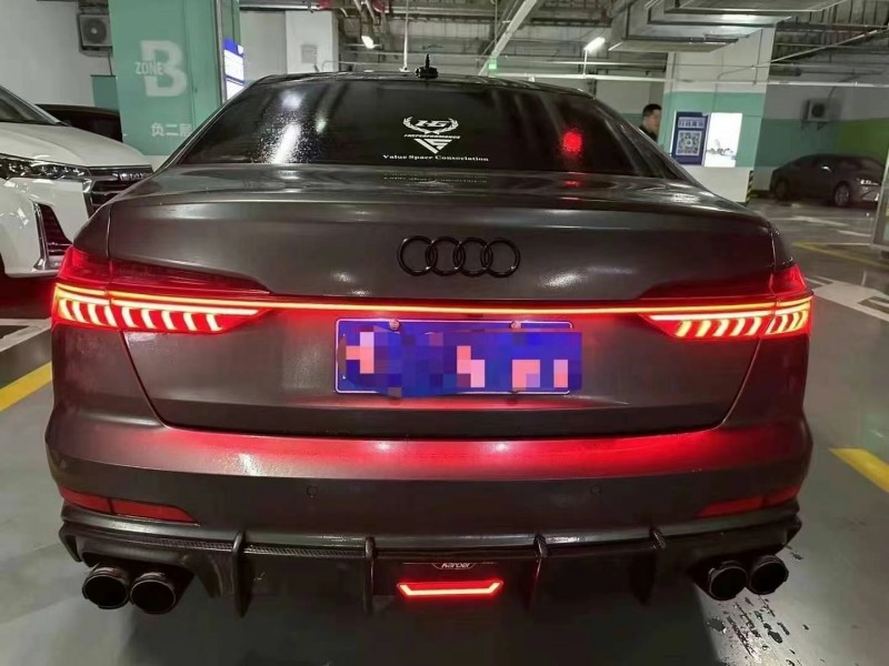 济宁21年奥迪A6L8