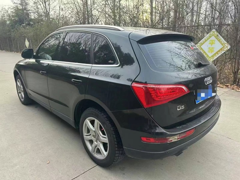 济宁13年奥迪Q57