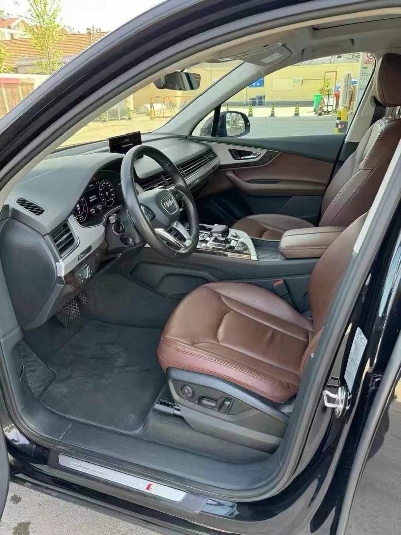 济宁17年奥迪Q74