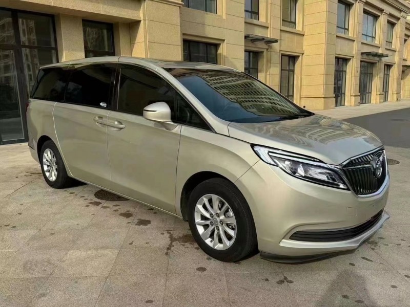 济宁18年别克GL82