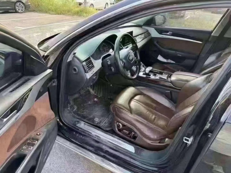 菏泽15年奥迪A8L5