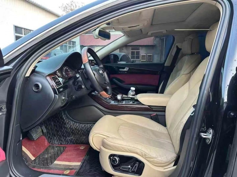 枣庄12年奥迪A8L7