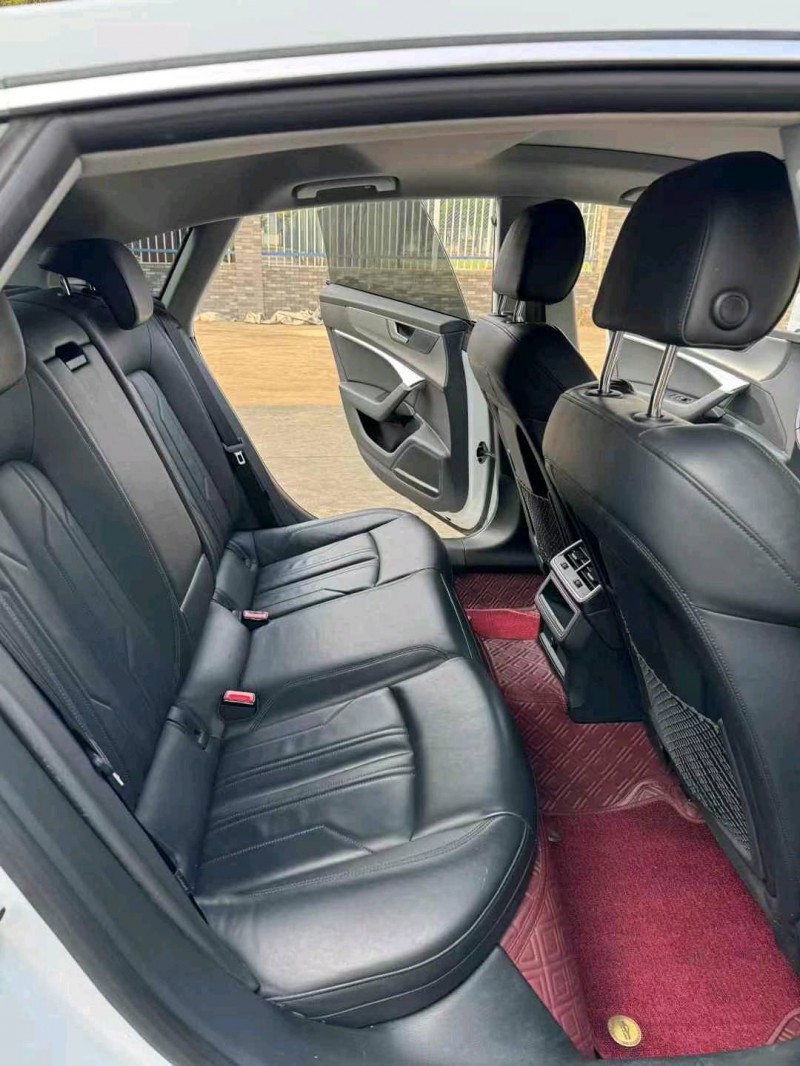 徐州21年奥迪A7L4