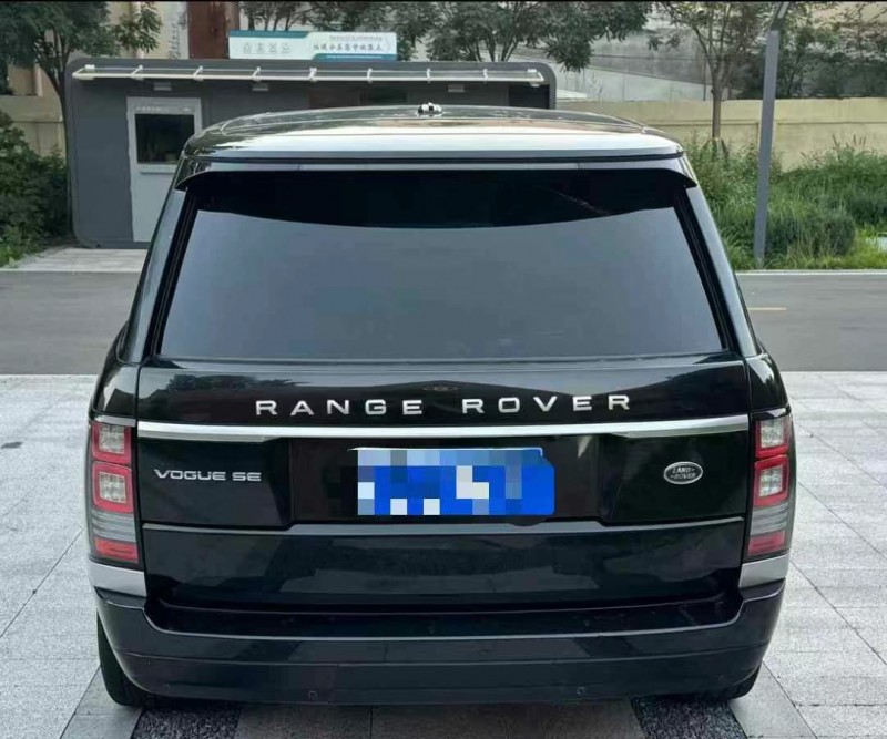 济宁14年路虎揽胜行政2