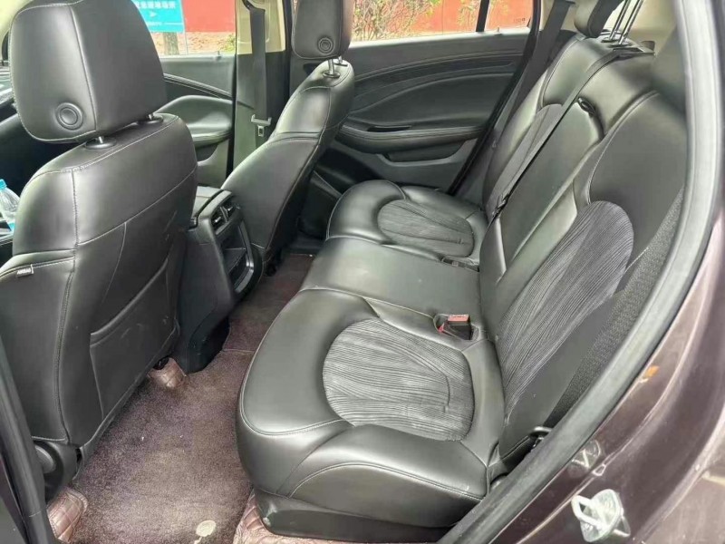 枣庄16年别克昂科威4