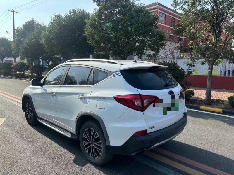 枣庄17年比亚迪宋8