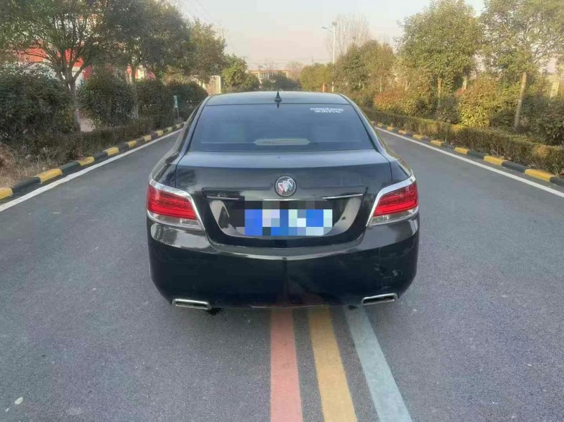 枣庄13年别克君越9