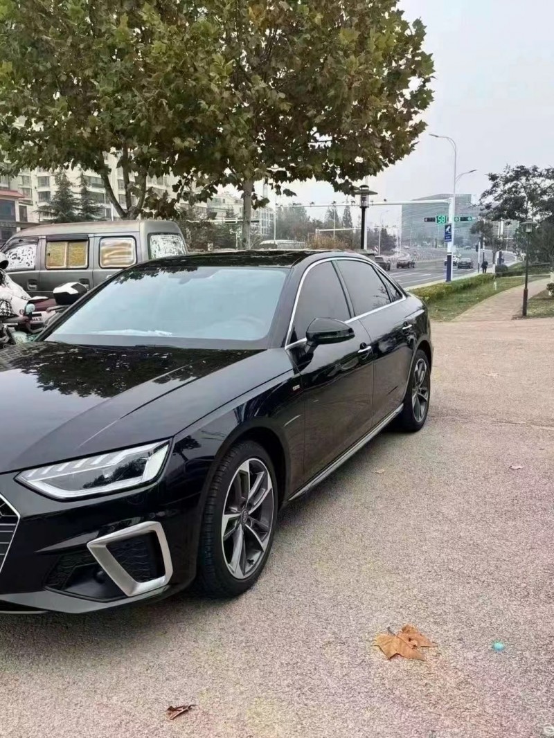 青岛21年奥迪A4L2