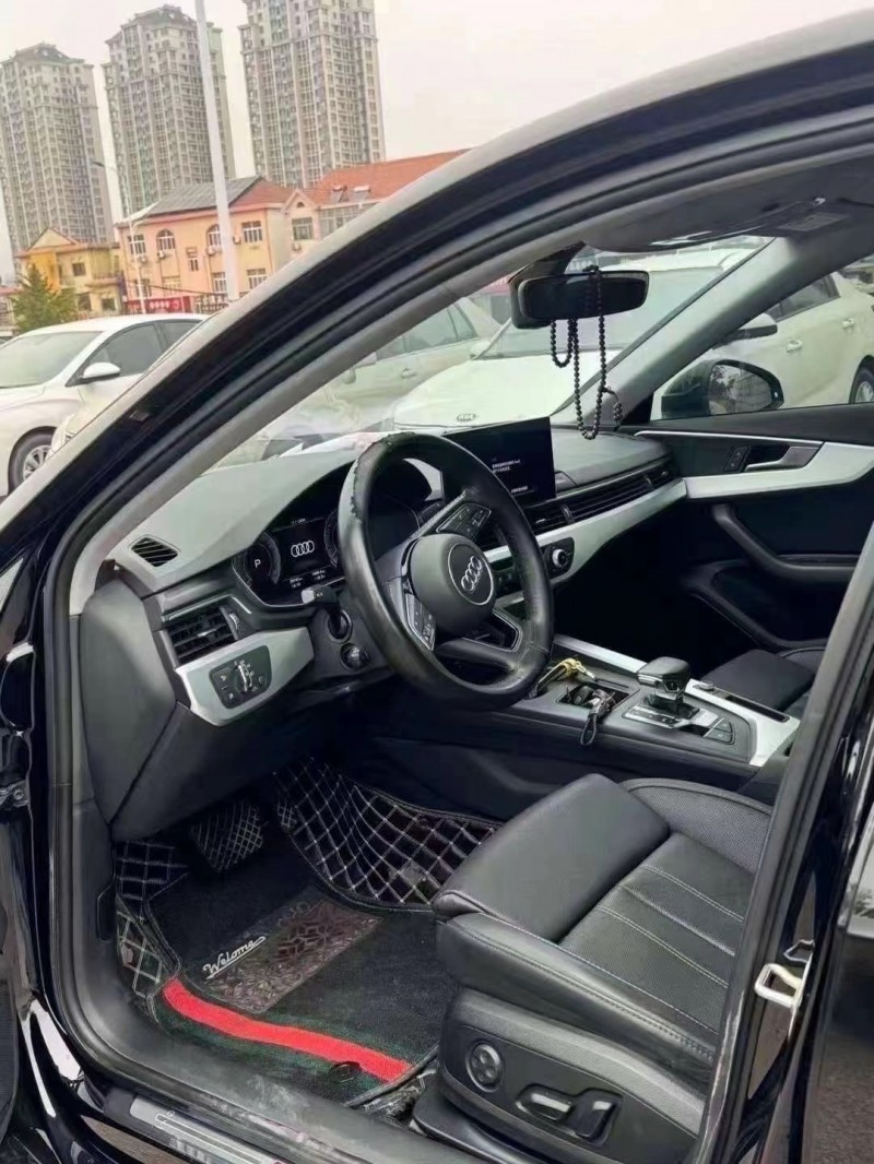 青岛21年奥迪A4L4