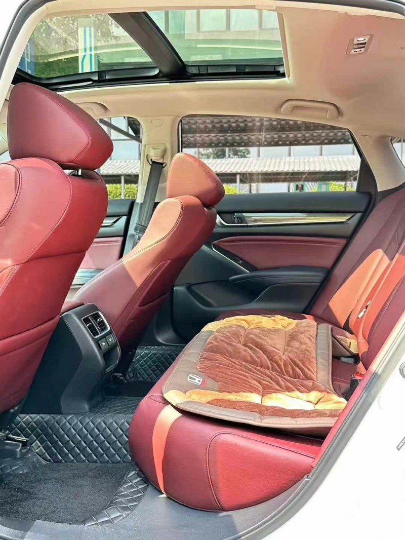 东莞23年本田雅阁4