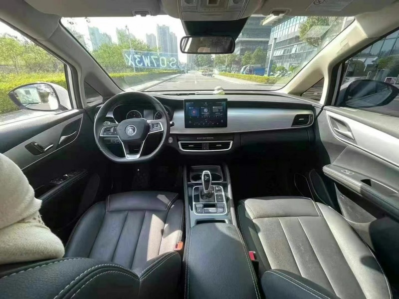 东莞21年比亚迪宋4