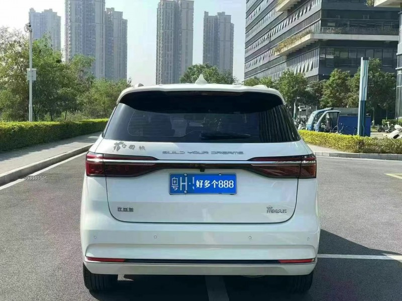 东莞21年比亚迪宋9