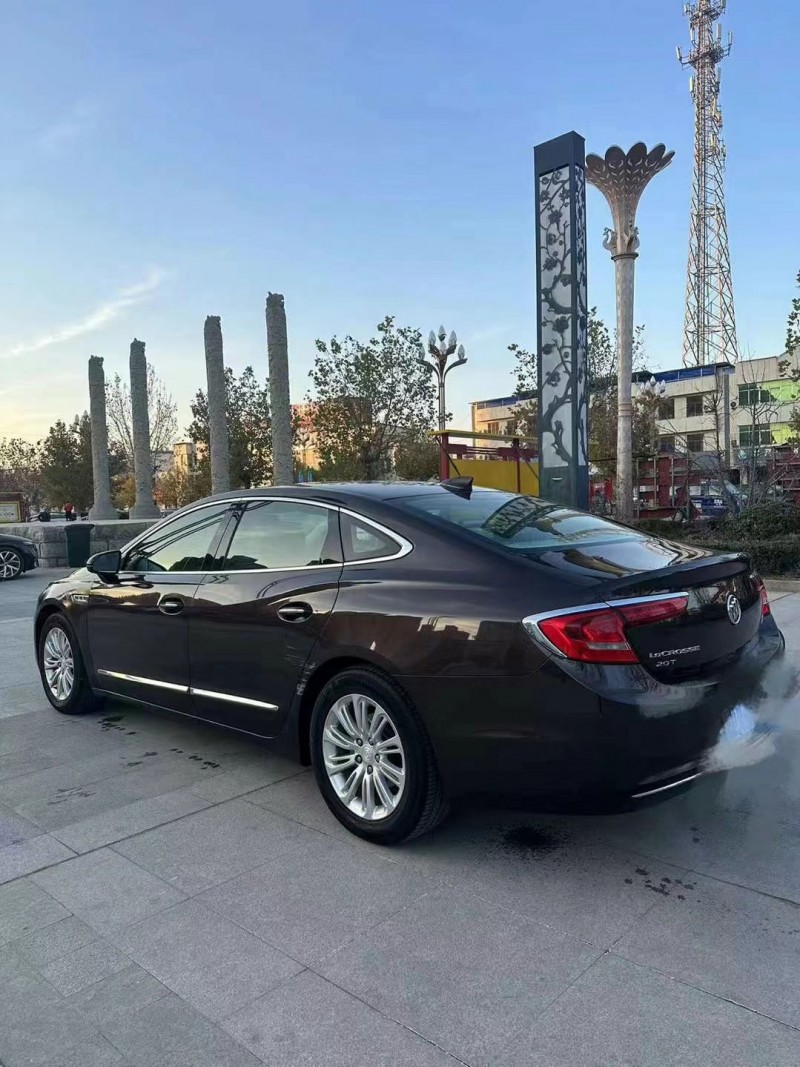 菏泽18年别克君越3