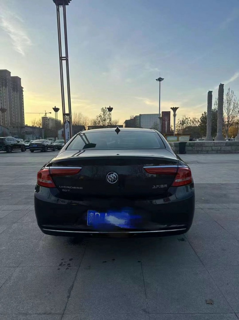 菏泽18年别克君越5