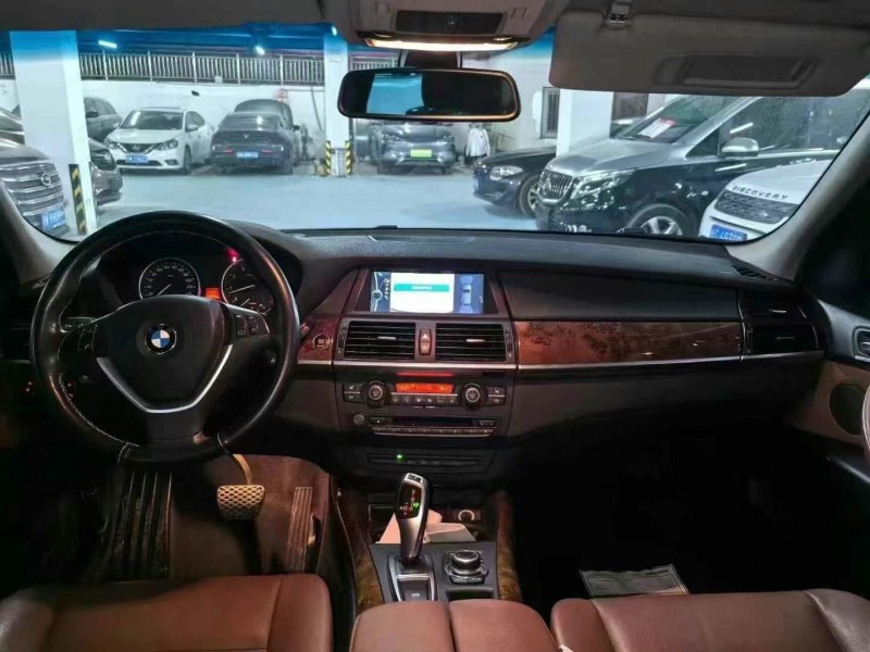 武汉13年宝马X55