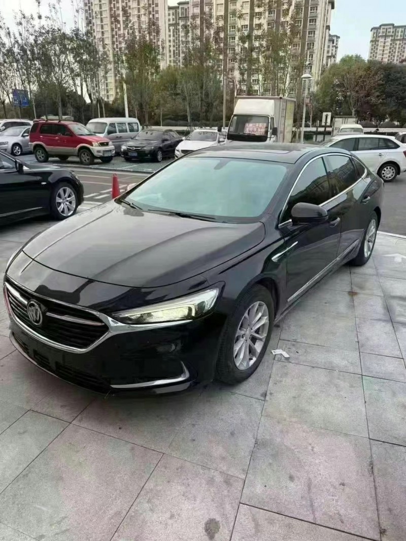 枣庄22年别克君越2