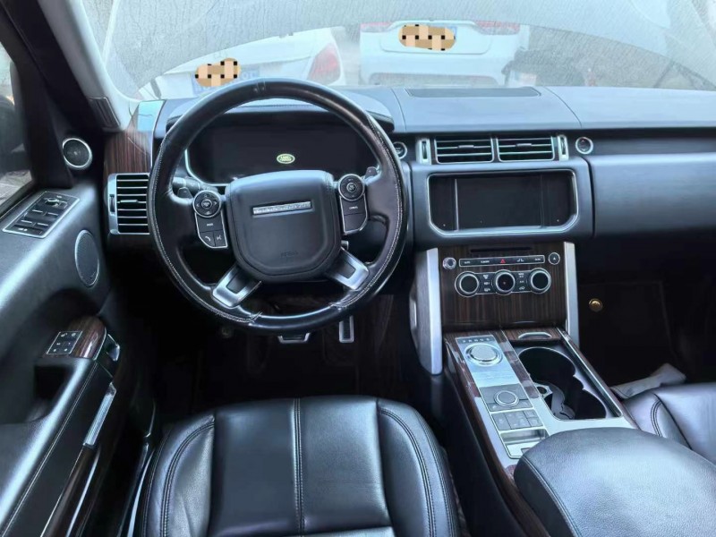 青岛16年路虎揽胜行政4