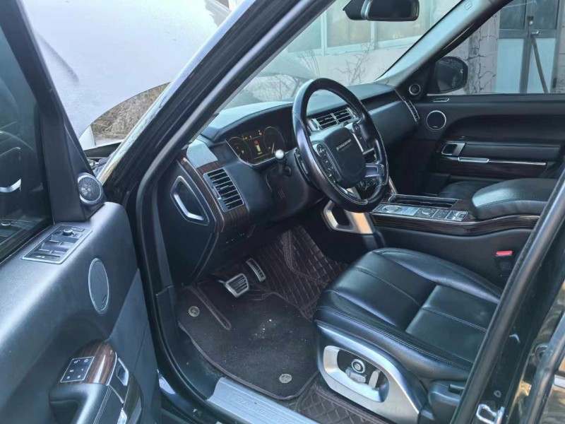 青岛16年路虎揽胜行政5