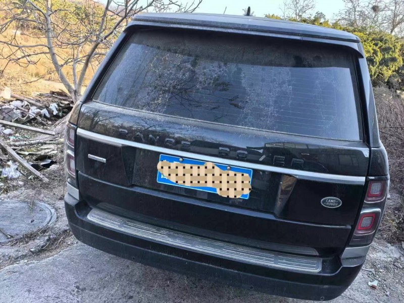 青岛16年路虎揽胜行政8