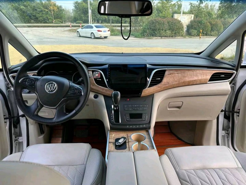 徐州20年别克GL85