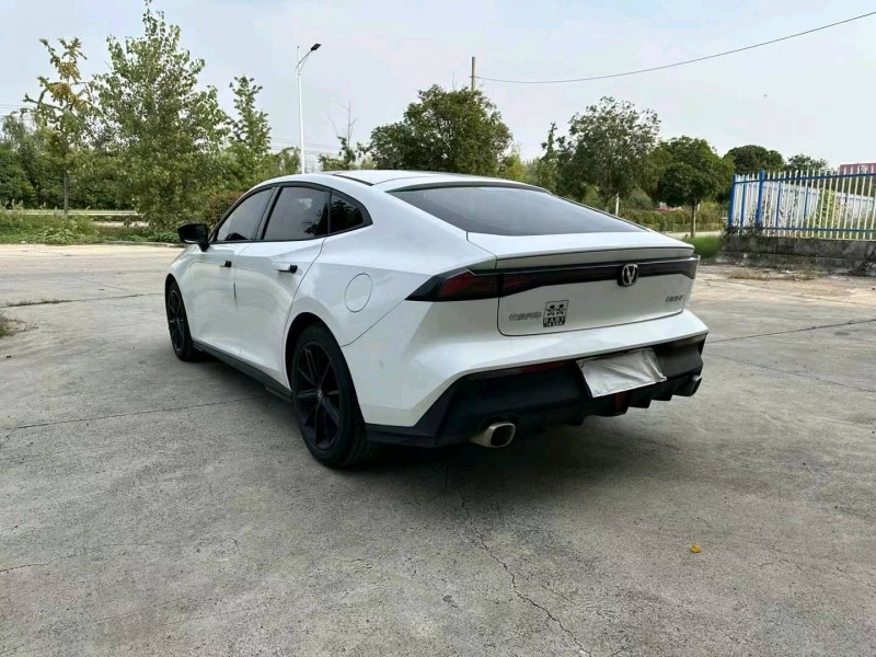 徐州22年长安汽车UNI-V8