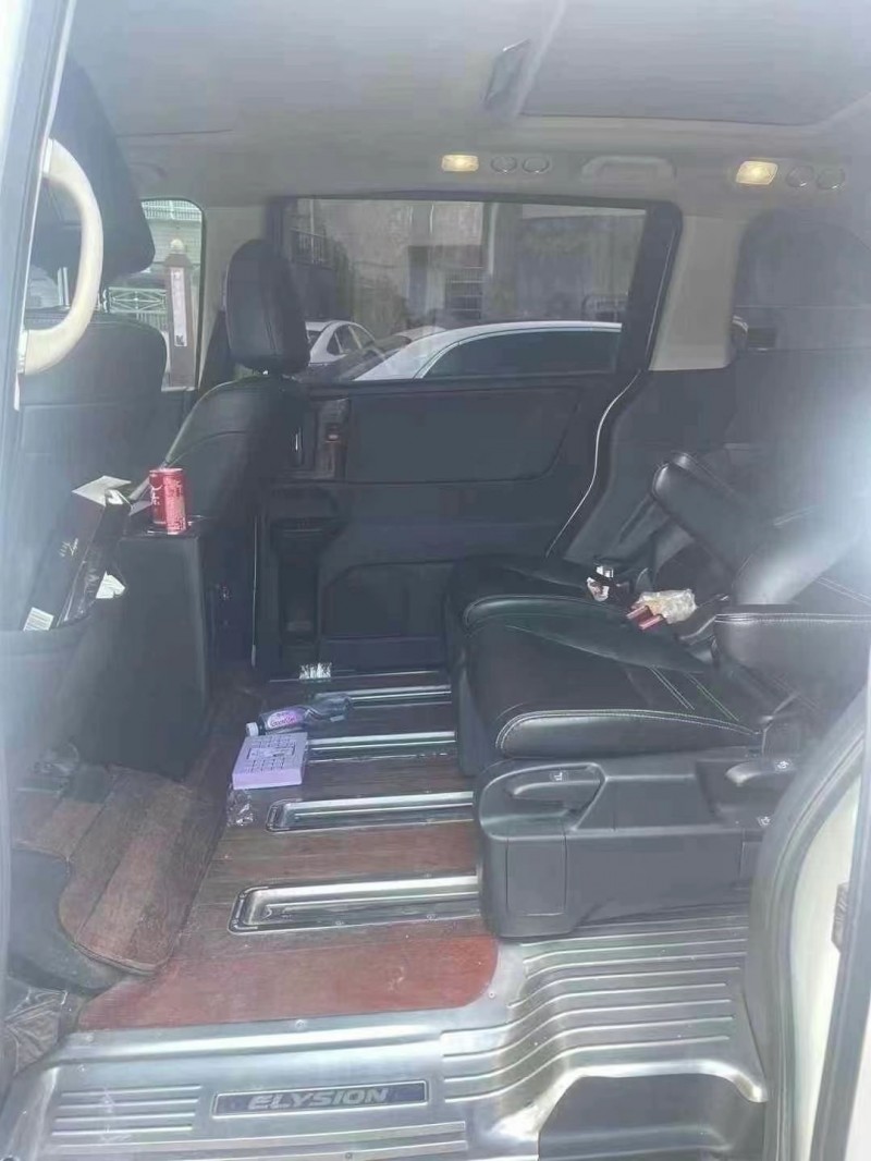 菏泽18年本田艾力绅4