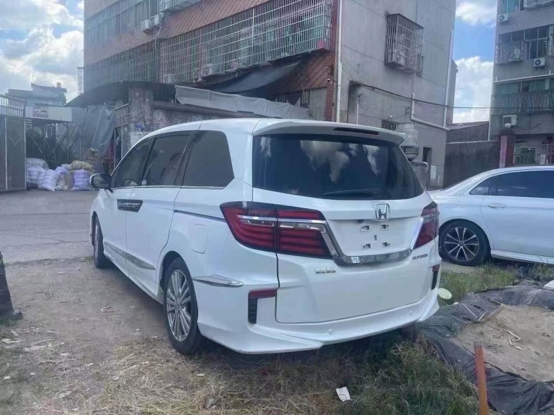 菏泽18年本田艾力绅6