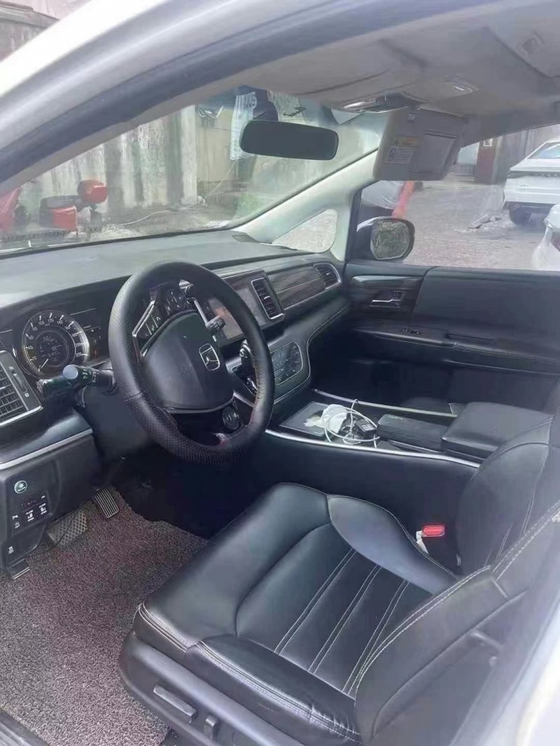 菏泽18年本田艾力绅7