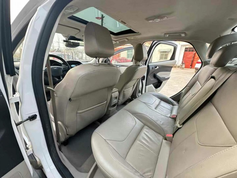 徐州17年福特福克斯5