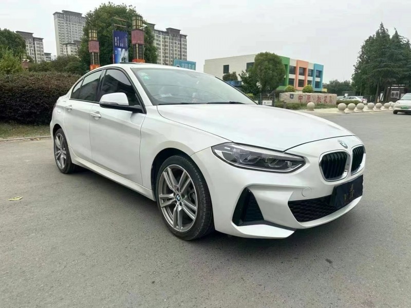 徐州19年宝马1系2
