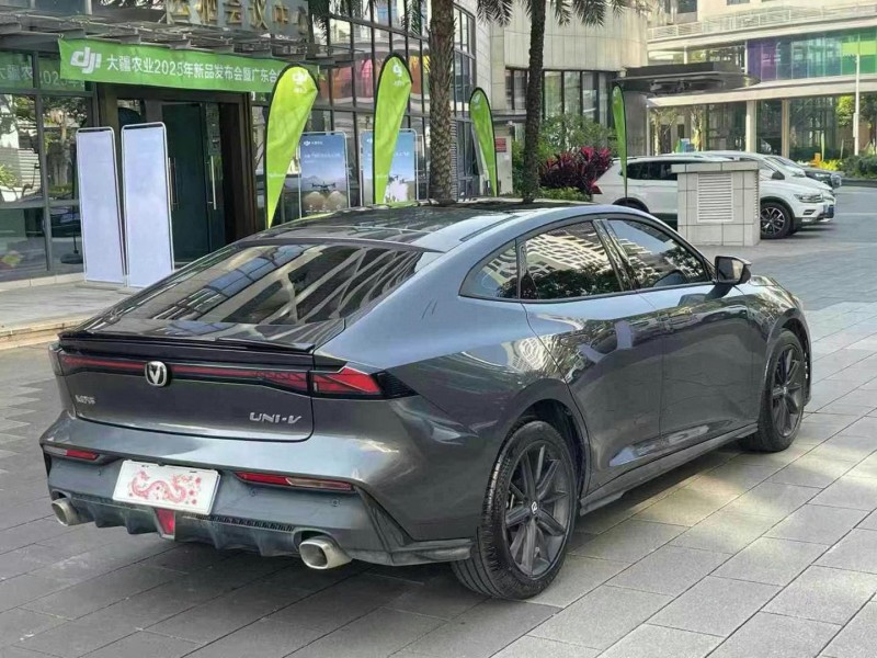 佛山24年长安汽车UNI-V5