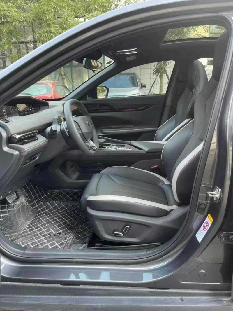 佛山24年长安汽车UNI-V6