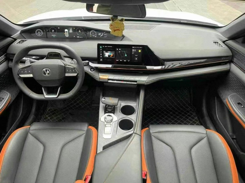 佛山23年长安汽车UNI-V6