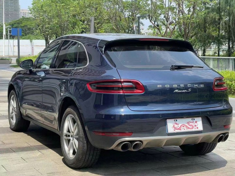 佛山15年保时捷Macan4