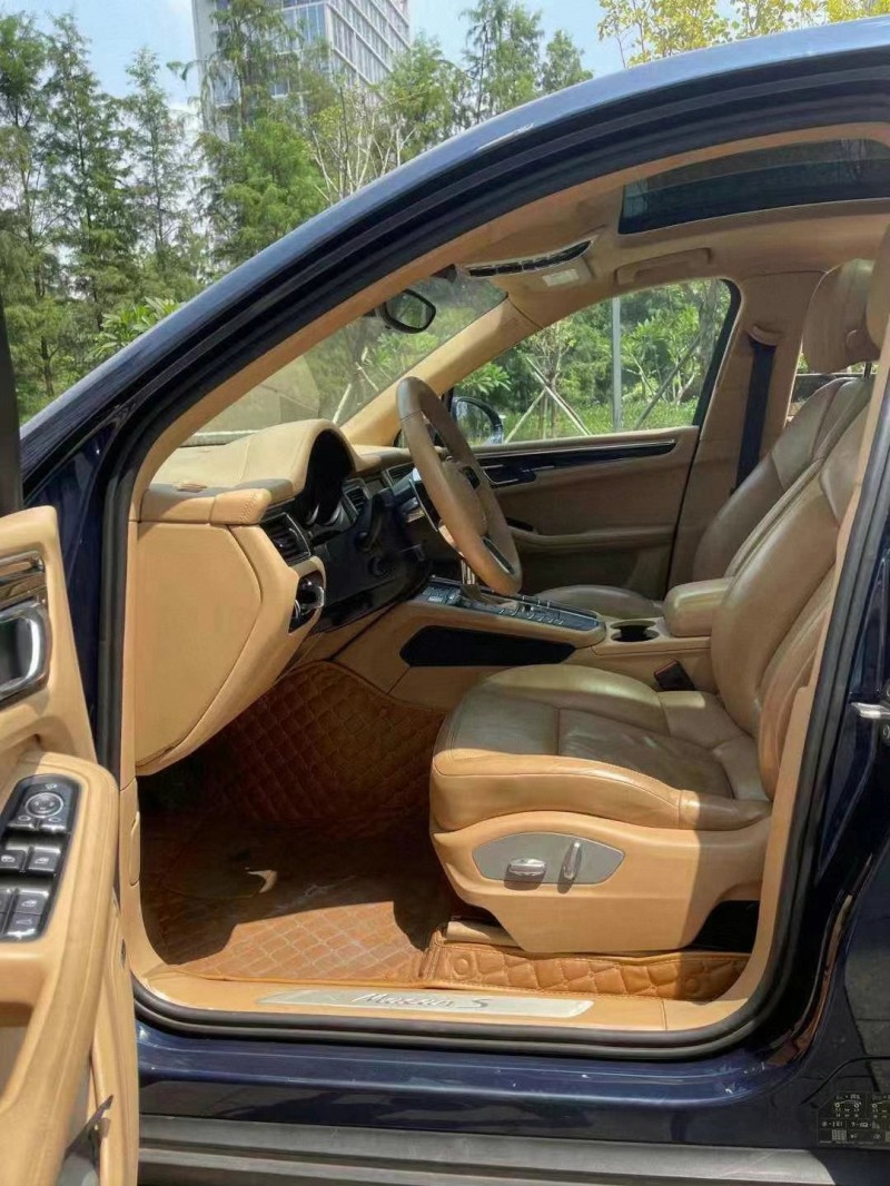 佛山15年保时捷Macan6