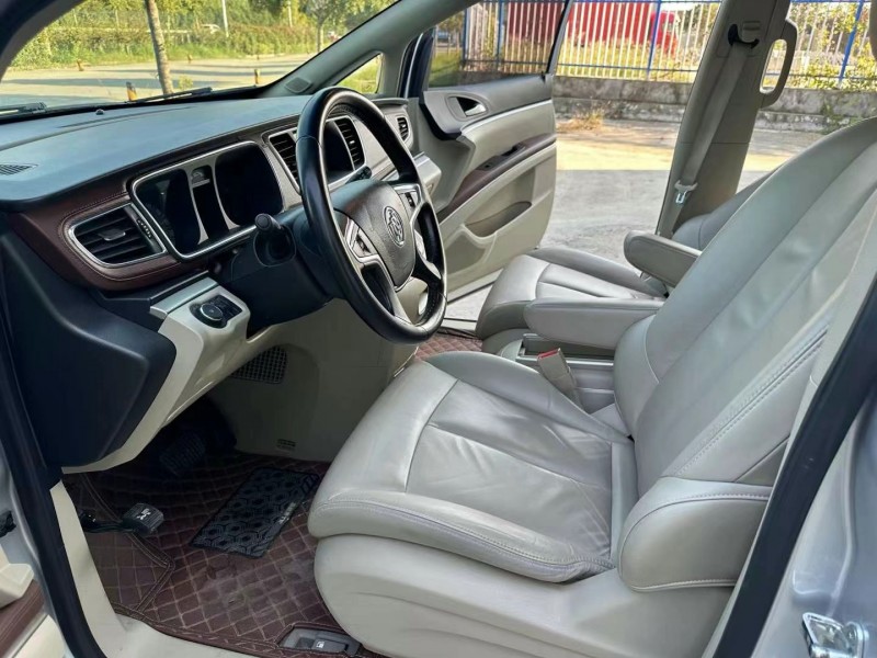 徐州19年别克GL84