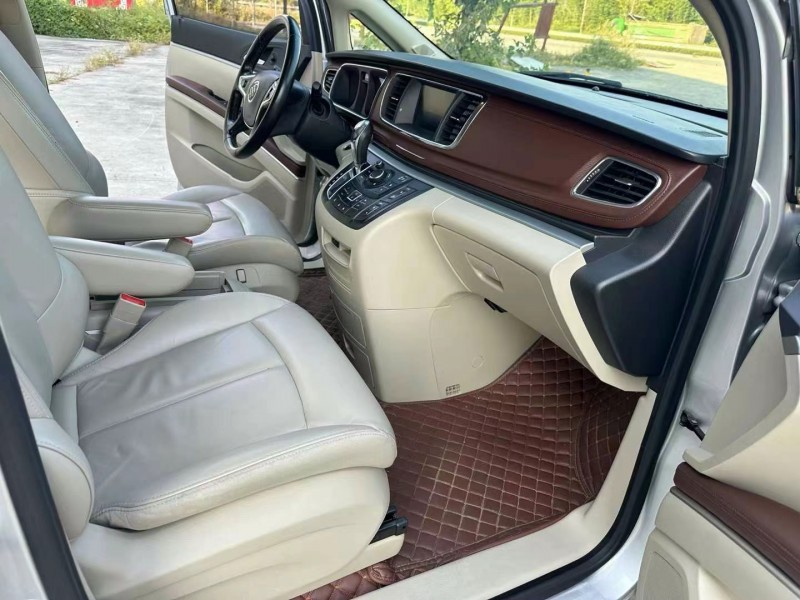 徐州19年别克GL86