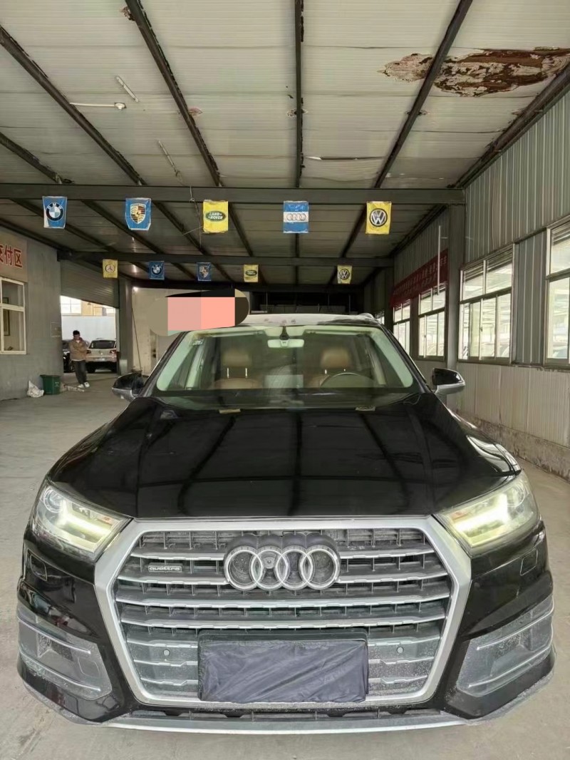 济宁16年奥迪Q71