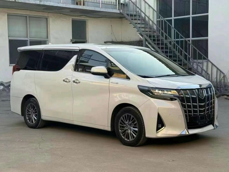 保定21年丰田埃尔法2