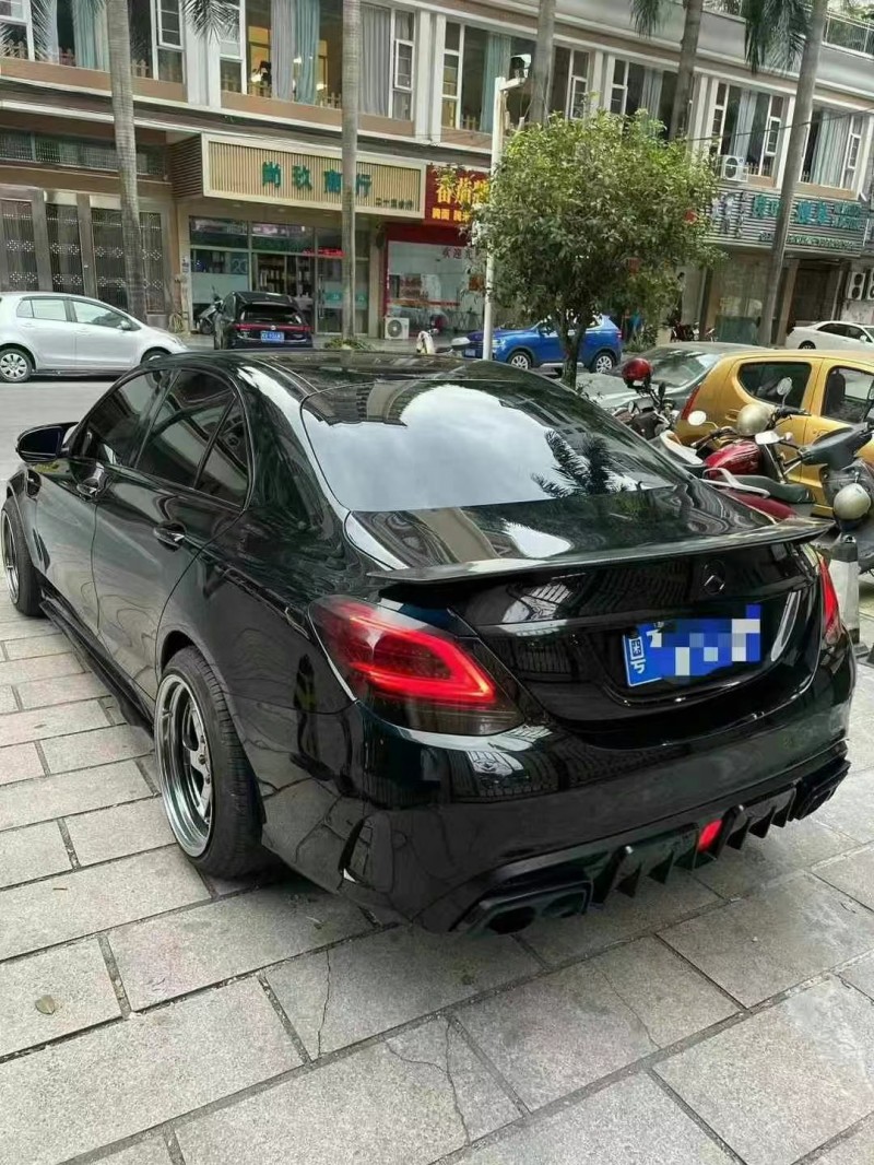 深圳19年奔馳C9
