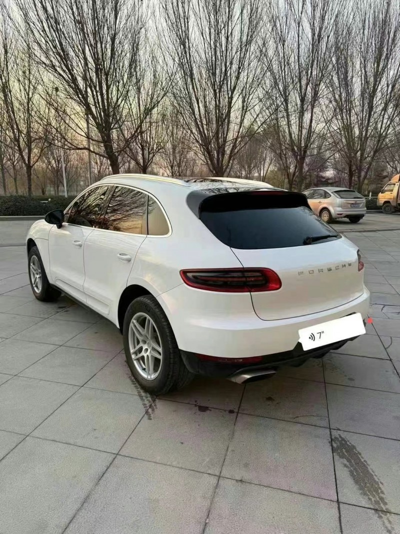 菏泽18年保时捷Macan5