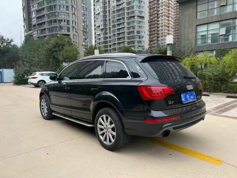 潍坊13年奥迪Q75